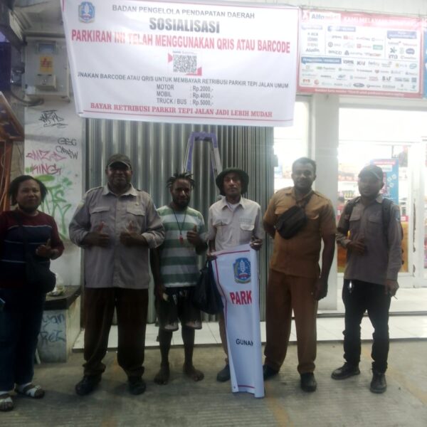 BAPENDA Kabupaten Jayapura Terapkan Retribusi Barcode QRIS di Tepi Jalan Utama