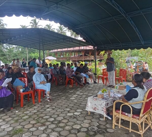 DPRK Kota Jayapura Serap Aspirasi Adat Skouw Sae untuk Raperda Otsus